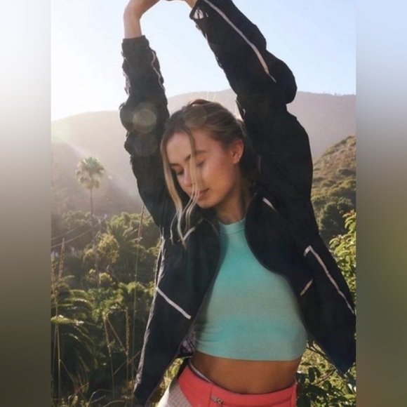 NWT Great Escape Run Windbreaker Black Combo XL - Picture 2 of 13